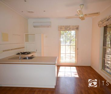 Located in a lovely quiet bush setting - Photo 6