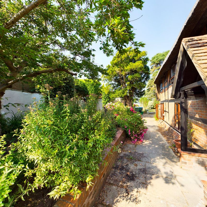 3 bedroom detached house to rent - Photo 1