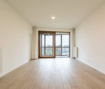 Appartement te huur - Photo 1