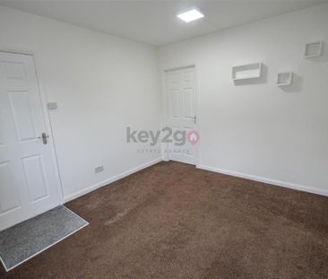 3 bedroom semi-detached house to rent - Photo 3