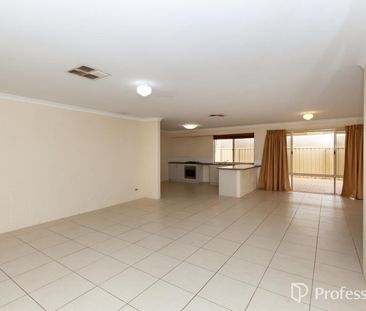 Large family home - Photo 3