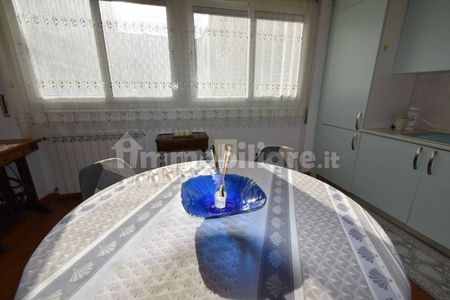 Bilocale vicolo San Lazzaro 16, Porto Vecchio, Sanremo - Photo 3