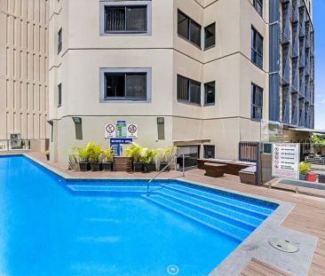 “Furnished Studio in the Heart of the CBD” - Photo 3