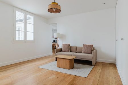 Rue du Faubourg Saint-Antoine - Photo 3