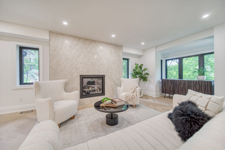 For Lease - 16 Duncannon Drive, Toronto, Ontario - Photo 3