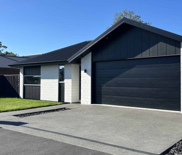 Four Bedrooms + Study - Photo 5