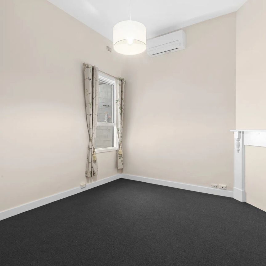 31 Myrtle Street, South Yarra. - Photo 1