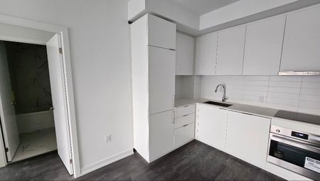 For Lease - 8 Olympic Gdn Drive Unit# 3105, Toronto, Ontario - Photo 4