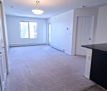 Top Floor 2 Bedroom, 2 Bathroom Unit In Luxurious Rutherford. - Photo 2