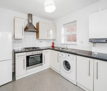 1 bedroom flat to rent - Photo 4