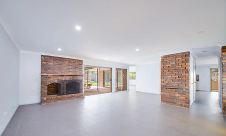 96-98 Oxley Drive, Karalee QLD 4306 - House For Rent | Domain - Photo 2