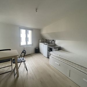Location d'un appartement T1 à CAEN - Photo 2