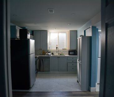 For Lease - 128 Hansen Road, Brampton, Ontario - Photo 5