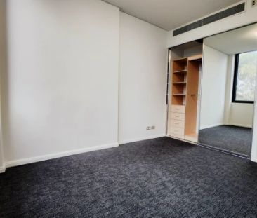 2 bed 2 bath - Photo 4