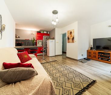 A LOUER - La Montagne - Appartement T3 en RDJ avec pergolas et jard... - Photo 6