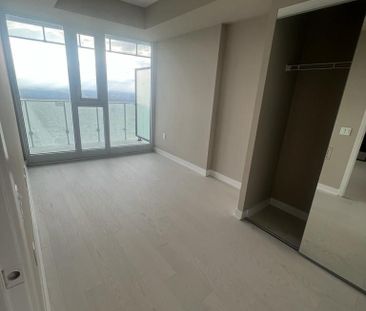 For Lease - 3900 Confederation Parkway Unit# 5605, Mississauga, Ont... - Photo 1