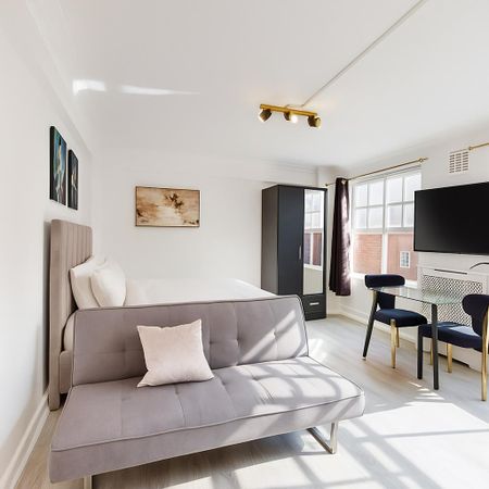Studio to rent - Photo 3