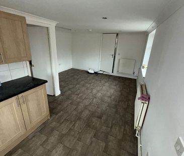 3 Bed Flat, Oxford Road, RG1 - Photo 5