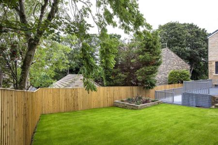 6 Hollin Wood Close - Photo 3