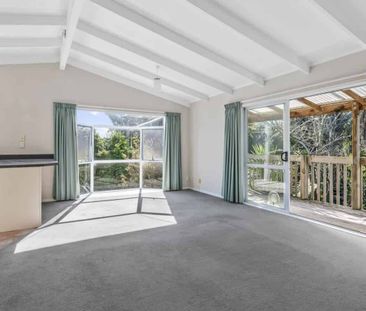 Cosy 2-bedroom with additional rumpus room - Photo 4