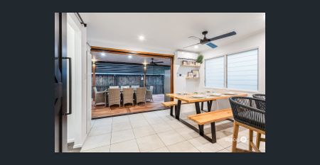 Renovated Character-Filled Home WITH POOL! - Photo 2