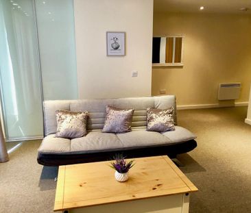 1 bedroom flat to rent - Photo 2