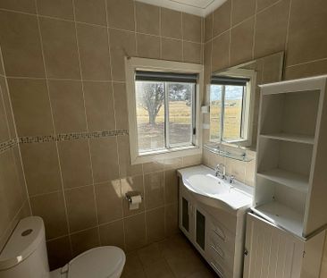 PICTURESQUE VIEWS! - Photo 2