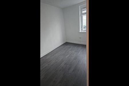 3 Bed Flat, Green Street, E7 - Photo 2