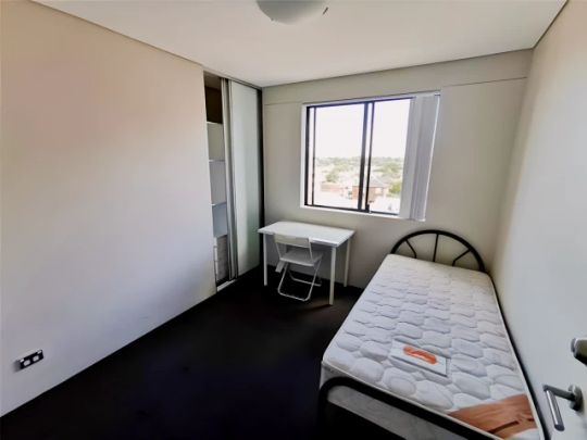 4 bed 2 bath-22-single room - Photo 1