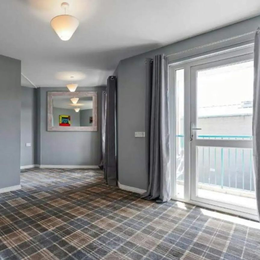 Apartment to rent on - Photo 1