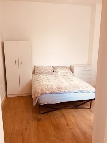 Studio Flat, Sidney Avenue, N13 - Photo 2