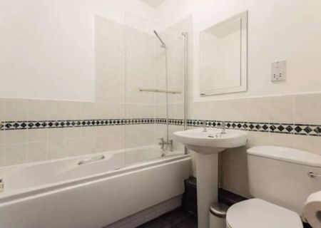 Newington Causeway - Photo 5