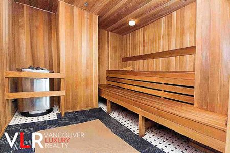 Condo in Downtown Vancouver, British Columbia - Photo 5