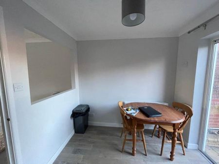 2 bedroom house to rent - Photo 2