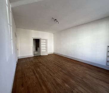 Location Maison 3 pièces 82m² JARNAC 16200 - Photo 6