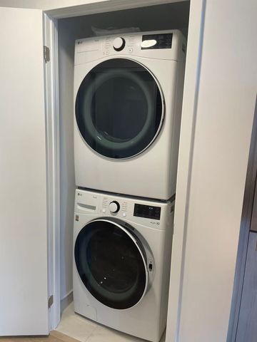 For Lease - 395 Square One Drive Unit# 2312, Mississauga, Ontario - Photo 4