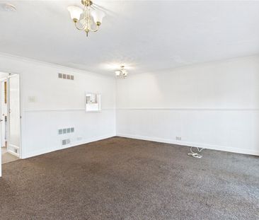 Christchurch Drive, Woodbridge, IP12 4TJ - Photo 2