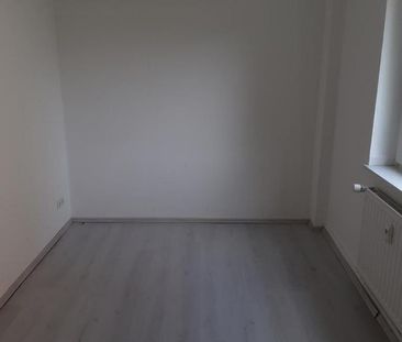 Bei VIVAWEST die Sonnenstrahlen auf dem eigenen Balkon genießen. - Photo 4