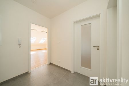 Pronájem bytu 2+kk 62 m² - Фото 5