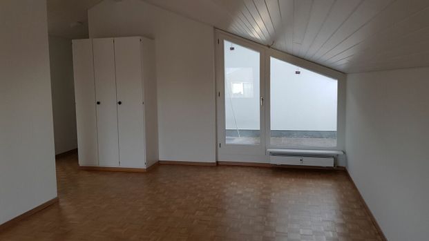Gemütliche Dachwohnung - Photo 1