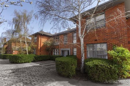 11/31 Kinkora Road, Hawthorn - Photo 2