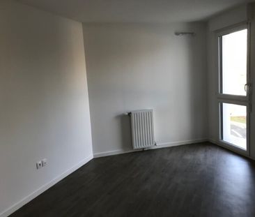Location Appartement 3 pièces 65m² RIS ORANGIS 91130 - Photo 6