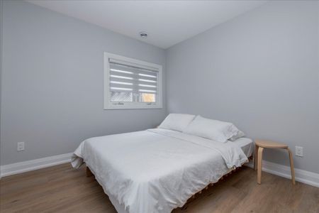 For Lease - 241 Rockaway Beach Place, Innisfil, Ontario - Photo 3