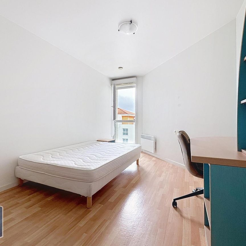 Location Appartement 1 pièce 22m² LA ROCHE SUR YON 85000 - Photo 1