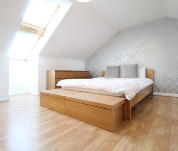 3 bedroom flat to rent - Photo 5