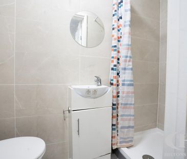 1 bedroom property to rent - Photo 3