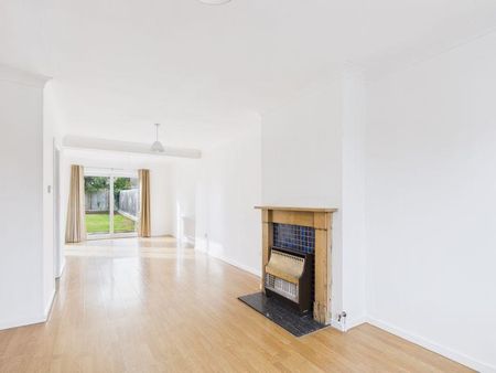 3 bedroom semi-detached house to rent - Photo 2