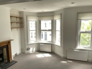 2 Bed Flat, Upper Floor, SW18 - Photo 1