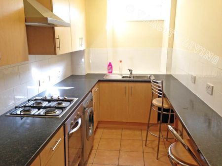 Flat B, 364 High Street - Photo 5