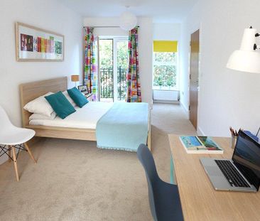 6 bedroom terraced house to rent - Photo 4